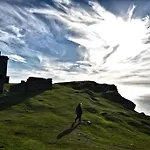 Skellig View Bluebell Rose & The Kerry Cliffs アパート *