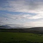 Skellig View Bluebell Rose & The Kerry Cliffs アパート ポートマギー